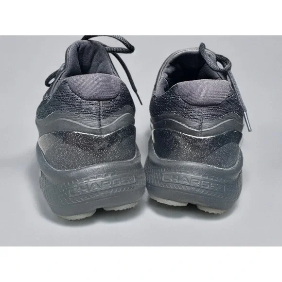 Under Armour Charged Vantage Sneakers
Black Men's 10‎ Women's 12 - Picture 2 of 7